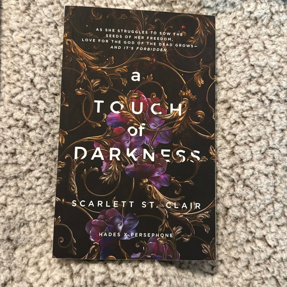 A touch of Darkness— Scarlet St. Clair